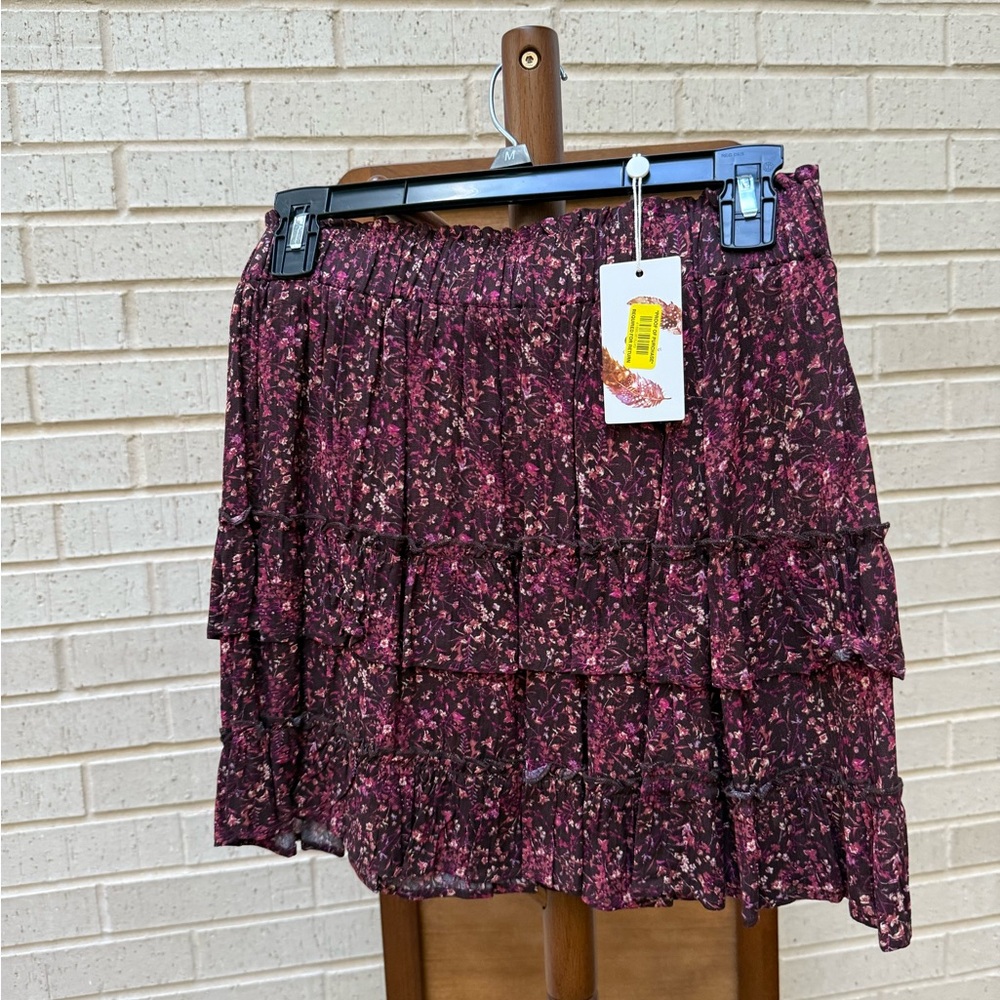 Chelsea & Violet Black Pink Bubble Mini Skirt